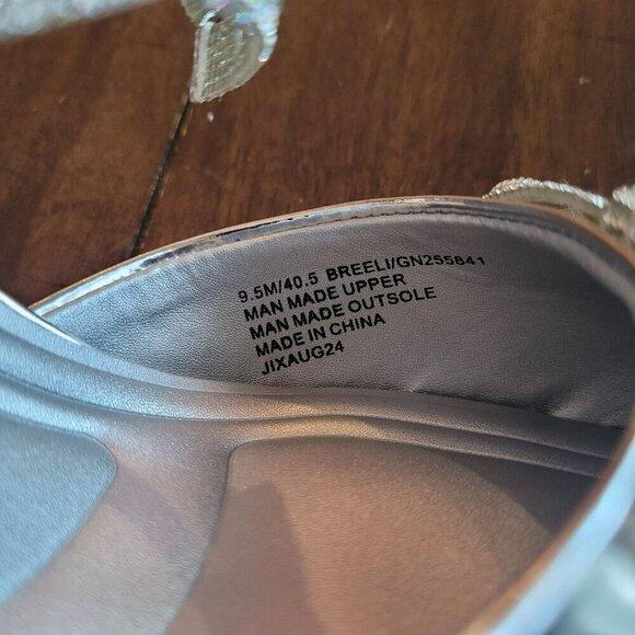 BCBGeneration Bardia Metallic Silver Rhineshone Bows Dress Mules size 9.5 - Picture 6 of 7